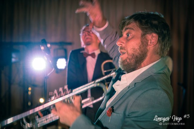 Limoges'Hop #5

Partage libre à des fins non promotionnelles ou commerciales, en créditant l'auteur (@lightexmachina).

© Alexandre - LIGHT EX MACHINA 2023, tous droits réservés.